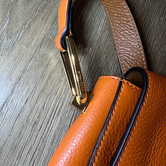 Italian brand Coccinelle Bag - Picture 11 of 11